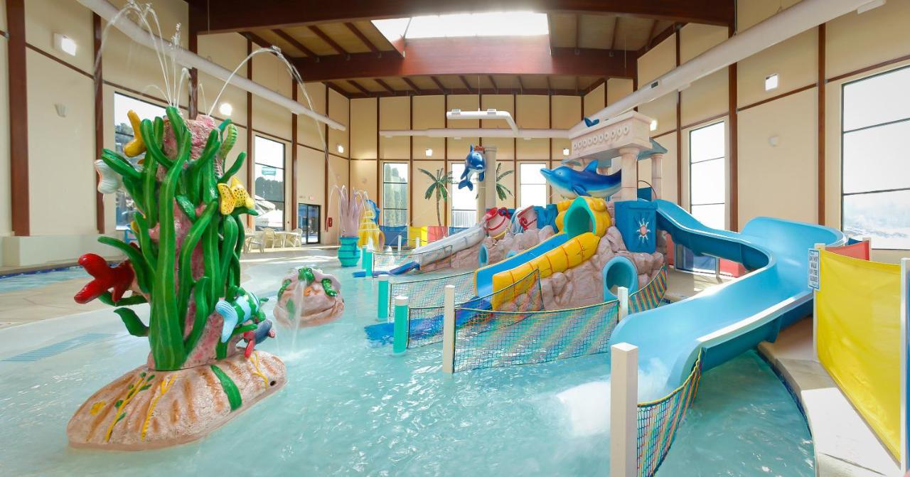 Grand Marquis Waterpark Hotel & Suites Wisconsin Dells Exterior foto