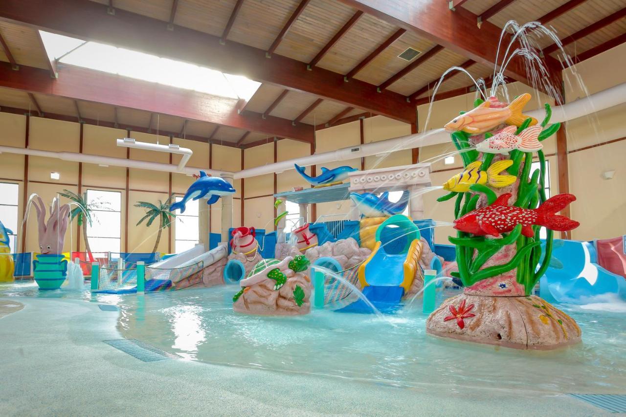 Grand Marquis Waterpark Hotel & Suites Wisconsin Dells Exterior foto